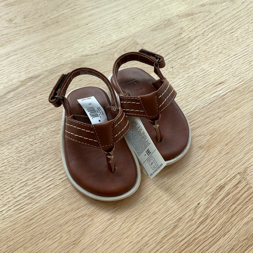 Gap toddler boy sandals